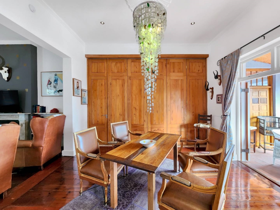 3 Bedroom Property for Sale in Sea Point Western Cape